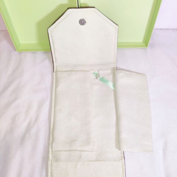ROSS SIMONS Vintage Necklace Jewelry Case and Box for Sale Pre Owned - Picture 10 of 16